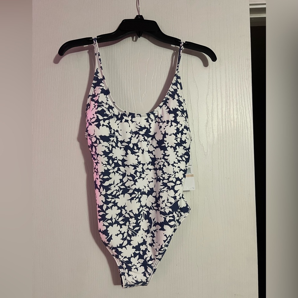 NWT! Michael Kors Chambray White Floral Lace Up Back One Piece Swimsuit NEW! 12